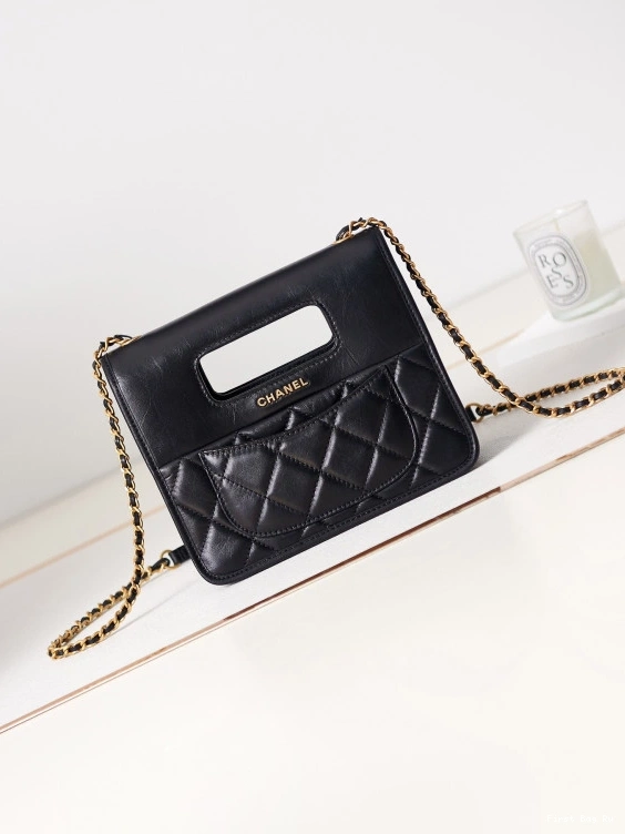 First Bag Ru TOTE CHANEL SMALL 0716